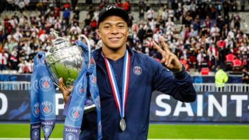 PSG : Pierre Ménès trolle Dave Appadoo sur Mbappé PSG : Pierre Ménès trolle Dave Appadoo sur Mbappé