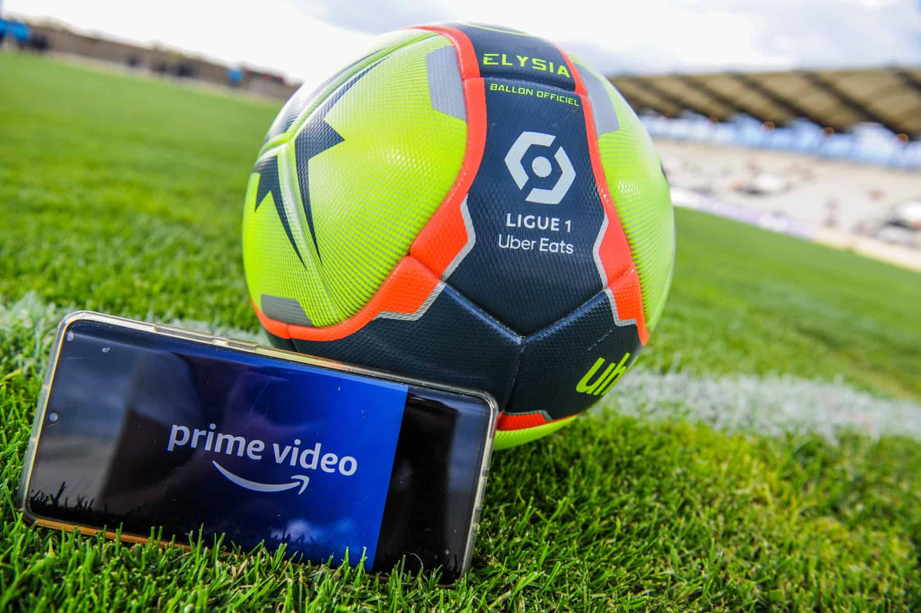 
		Commentaires sur OM-Strasbourg et PSG-OL, retour en force de la L1 sur Prime Vidéo par Football Analyst		